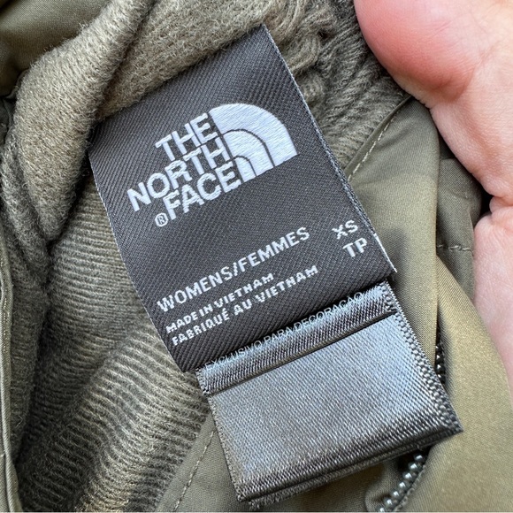 North Face reversible vest - Picture 5 of 12